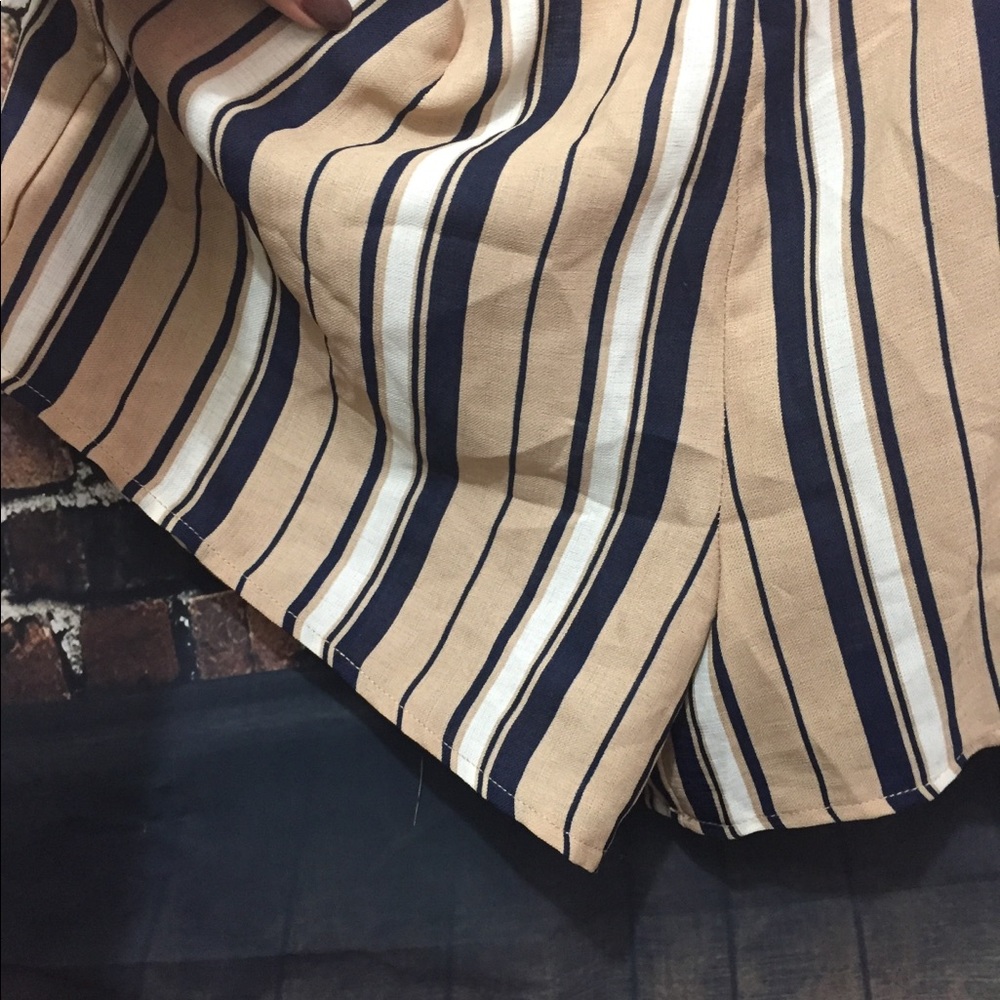 Runaway romper size 2 NWT - Picture 3 of 8